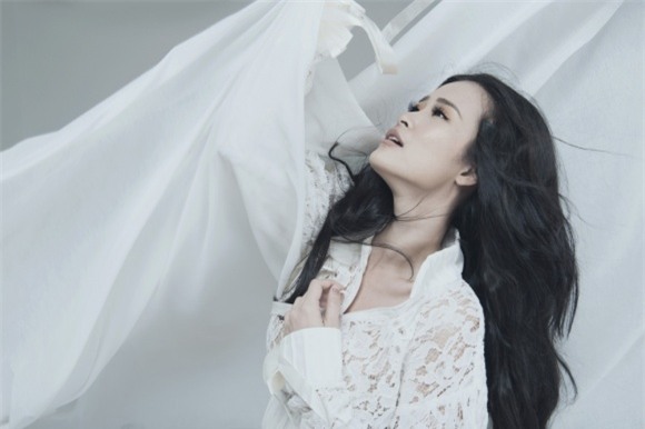 Ông Cao Thắng, Đông Nhi, ca sĩ đông nhi, anh tú, sao việt