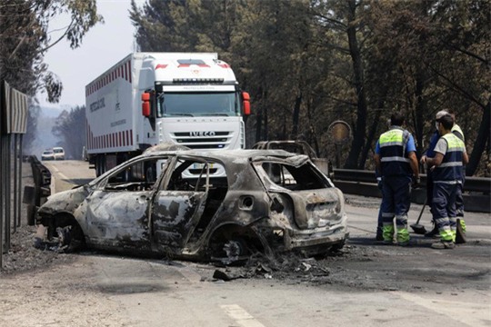 Đường cao tốc dẫn đến địa ngục ở Bồ Đào Nha - Ảnh 3.