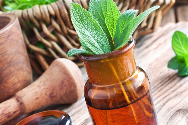 Có bí quyết này trong tay, chị em không lo ngại tóc bết dính vì đổ dầu nữa rồi nhé! - Ảnh 3.