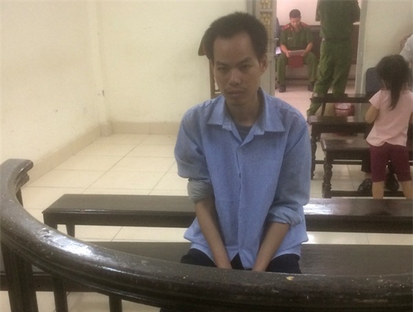 Bi kịch cựu nam sinh Hà Nội có 3 tấm bằng quốc tế vướng vào tội Giết người: Nỗi đau của người mẹ nghèo - Ảnh 1.