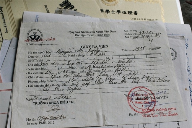 Bi kịch cựu SV Hà Nội có 3 tấm bằng quốc tế vướng vào tội "Giết người": Nỗi đau cùng cực của người mẹ nghèo - Ảnh 6.