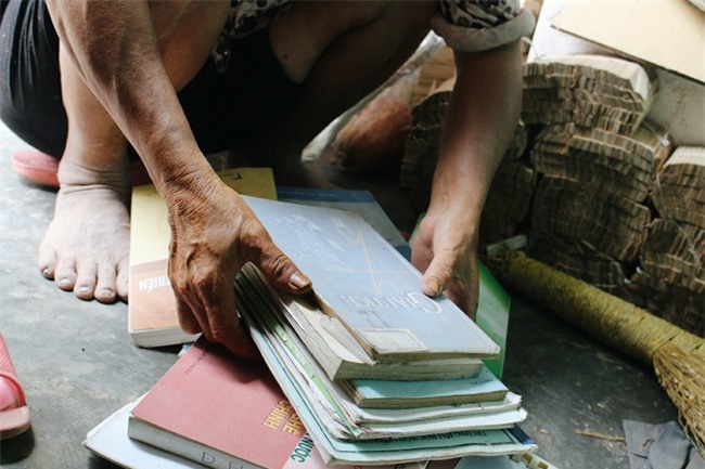 Bi kịch cựu SV Hà Nội có 3 tấm bằng quốc tế vướng vào tội "Giết người": Nỗi đau cùng cực của người mẹ nghèo - Ảnh 10.