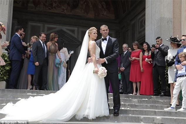 Hè 2017, mùa cưới của các sao bóng đá - Ảnh 5.