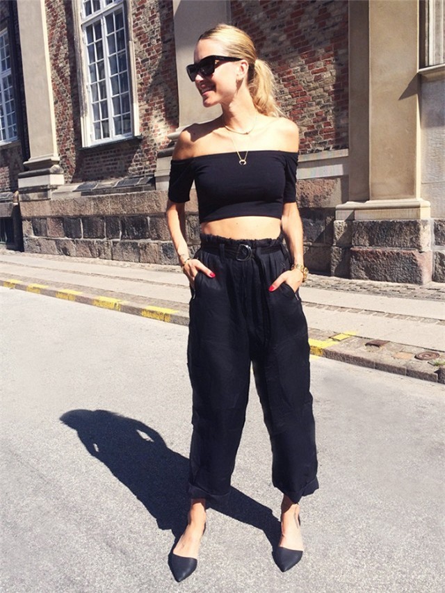 Chỉ dài cỡ gang tay nhưng croptop hở vai vẫn khiến các quý cô mê mệt suốt hè 2017 - Ảnh 12.