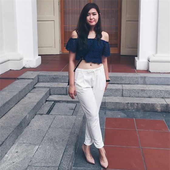 Chỉ dài cỡ gang tay nhưng croptop hở vai vẫn khiến các quý cô mê mệt suốt hè 2017 - Ảnh 14.