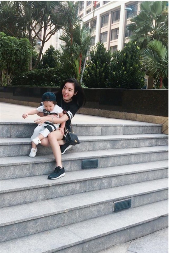 Elly Trần , con trai Elly Trần , Alfie Túc Mạch