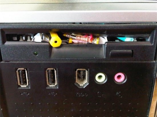 Đây là 10 người phá hoại đồ điện tử không tưởng, tốt nhất là đừng đụng vào thứ gì - Ảnh 3.