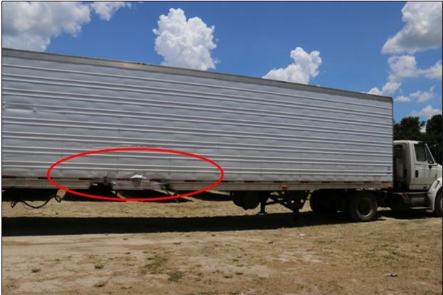 Tai nan chet nguoi tren xe Tesla khi he thong lai tu dong kich hoat hinh anh 2