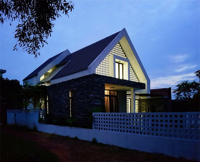 bao tay het loi khen nha cap 4 doc dao o quang binh hinh anh 4