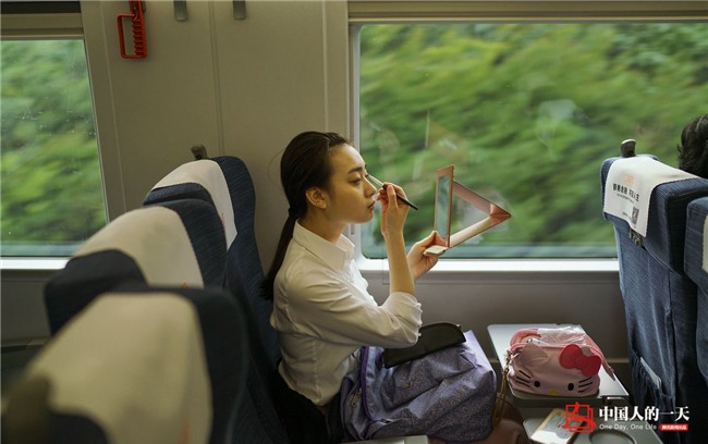 choang ngop voi ngoi truong co nhieu gai xinh nhat trung quoc hinh anh 10