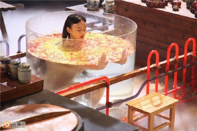 phim trung quoc da "lua" hang trieu khan gia nhu the nay day hinh anh 10