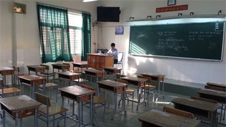 phong thi dac biet: khong co thi sinh giam thi van... ngoi trong - 1