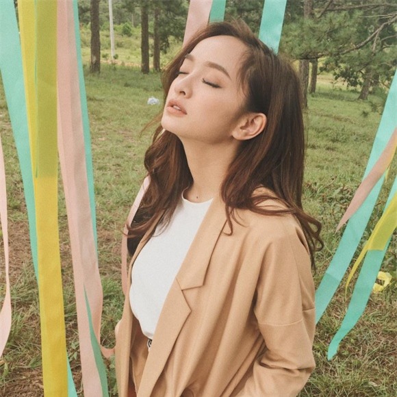 sao việt, kaity nguyễn, kaity nguyễn thi tốt nghiệp, kaity nguyễn không đi thi tốt nghiệp