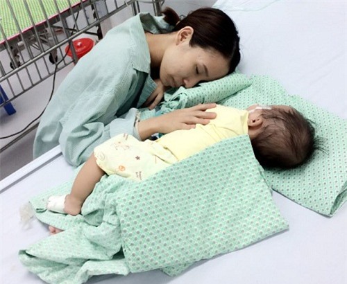 nguoi me tre bi gia dinh chong ruong bo vi khong pha thai doi lam vao canh khon cung - 4