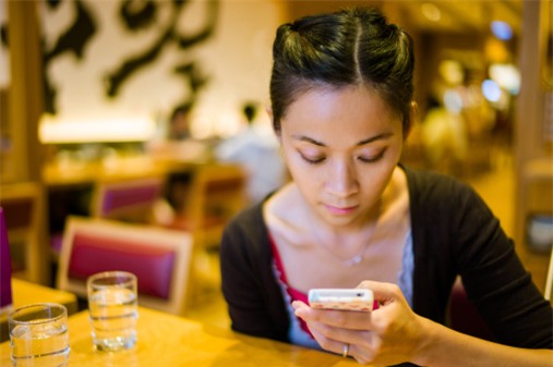 Vợ dùng tuyệt chiêu, chồng lên mạng thừa nhận không dám nhắn tin với phụ nữ khác - Ảnh 2.