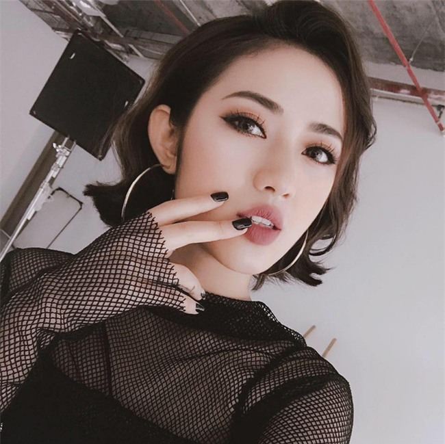 Con dâu tai quái bị soi môi bơm, tróc vảy trong tập 32 Sống chung với mẹ chồng - Ảnh 9.