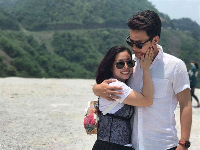 dan mat ke thu 3, ba xa viet anh hay vo hong dang cao tay hon? hinh anh 27