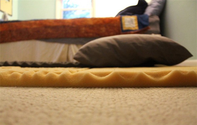 “Tôi cố gắng ngủ trên sàn nhà trong vòng một tuần và đây là kết quả chẳng ai ngờ đến” - Ảnh 3.