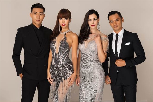 ha anh khong lu mo truoc nhan sac hoa hau hoan vu 2005 hinh anh 7