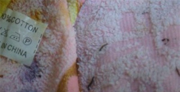 Vì sao các bà mẹ Thái Lan đều chọn khăn đơn sắc cho bé? -4