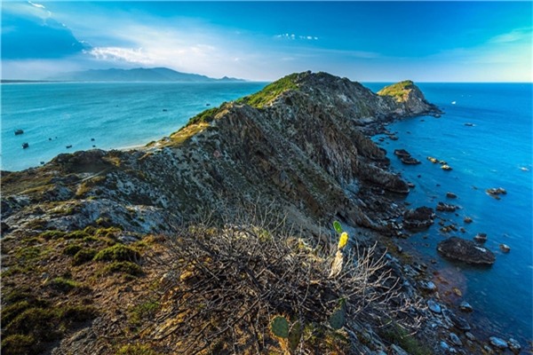 Bạn nào mê Eo Gió mà chưa đi thì hãy đọc bài viết này lấy cảm hứng lên đường nhé - Ảnh 1.
