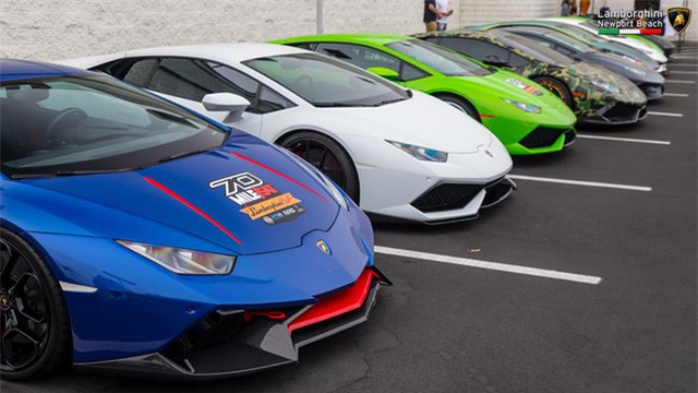 12 chiếc siêu xe hàng hiếm Lamborghini Aventador SV đủ màu sắc xuất hiện tại Mỹ - Ảnh 15.