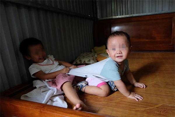 Bà mẹ từng bắt con 3 tuổi trần truồng đứng dưới mưa: Tôi muốn cho con để gia đình khác nuôi cho chúng đỡ khổ - Ảnh 4.