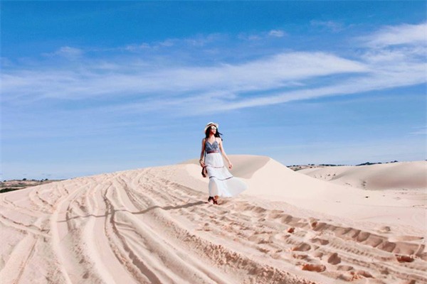 Ngẩn ngơ trước 5 đồi cát đẹp mê hồn ở miền Trung, nhìn thôi đã yêu luôn rồi - Ảnh 17.