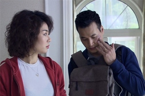 Dien vien vut sang nho 'Nguoi phan xu' va 'Song chung voi me chong'