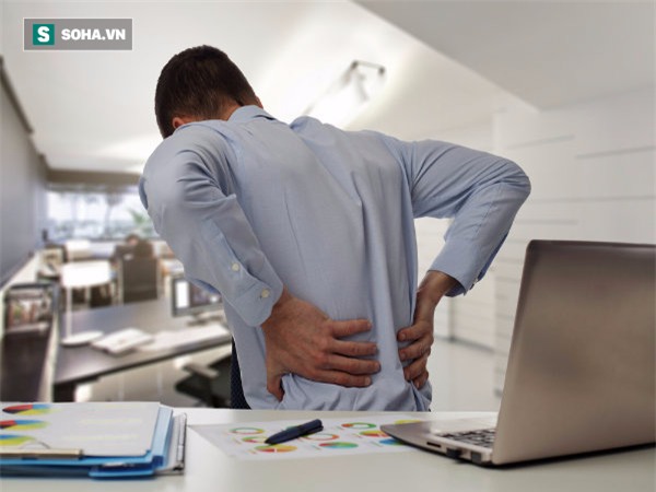 Ai cũng từng bị đau lưng: Giảm đau tại nhà mà không cần thuốc, từ trẻ đến già đều nên dùng - Ảnh 1.