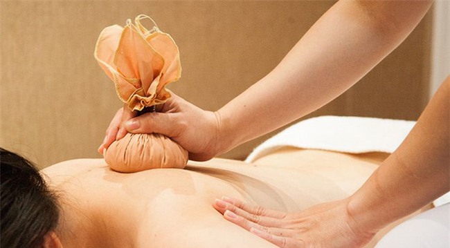 Ai cũng từng bị đau lưng: Giảm đau tại nhà mà không cần thuốc, từ trẻ đến già đều nên dùng - Ảnh 2.