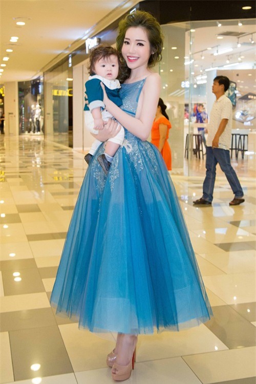 nhung my nhan nam lun van khien nguoi khac phai e de khi dung canh hinh anh 1