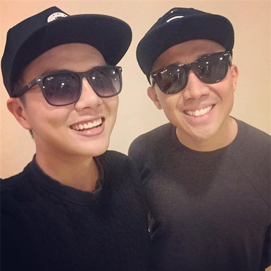 Duy Khánh đang khéo léo khoe áo đôi với Trấn Thành? - Ảnh 5.