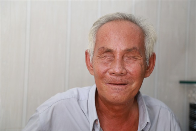 tinh yeu “chi - em” xuyen the ky cua ong lao mu va nguoi vo rong ruoi tu nhung ngay via he - 3