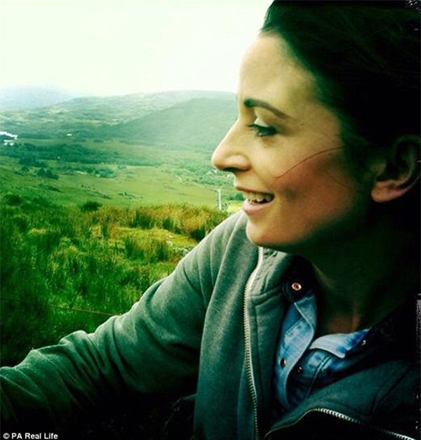 Nữ nhà sản xuất truyền hình thoát khỏi ung thư trực tràng nhờ phát hiện triệu chứng kịp thời - Ảnh 4.