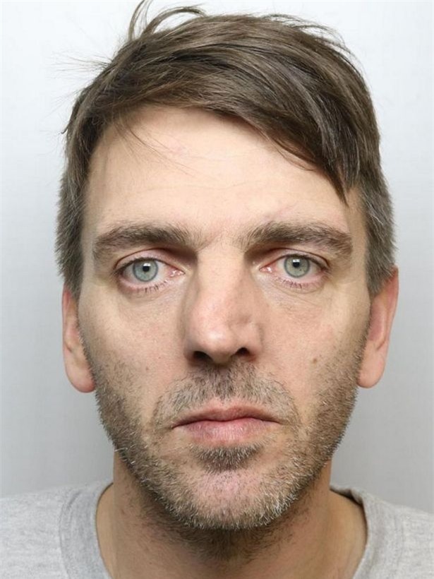 Ghen tuông, dùng dây điện trói bạn gái đang mang thai rồi giết hại - Ảnh 2.