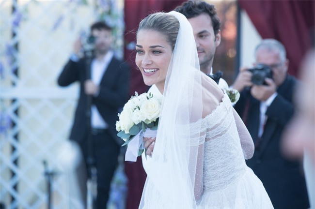 Bữa tiệc kiều nữ - đại gia ai cũng xinh như hoa hậu và sang chảnh tuyệt đối ở đám cưới thực mà như mơ - Ảnh 10.