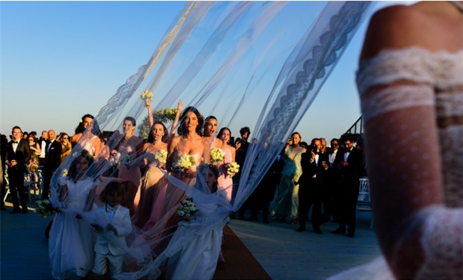 Bữa tiệc kiều nữ - đại gia ai cũng xinh như hoa hậu và sang chảnh tuyệt đối ở đám cưới thực mà như mơ - Ảnh 9.