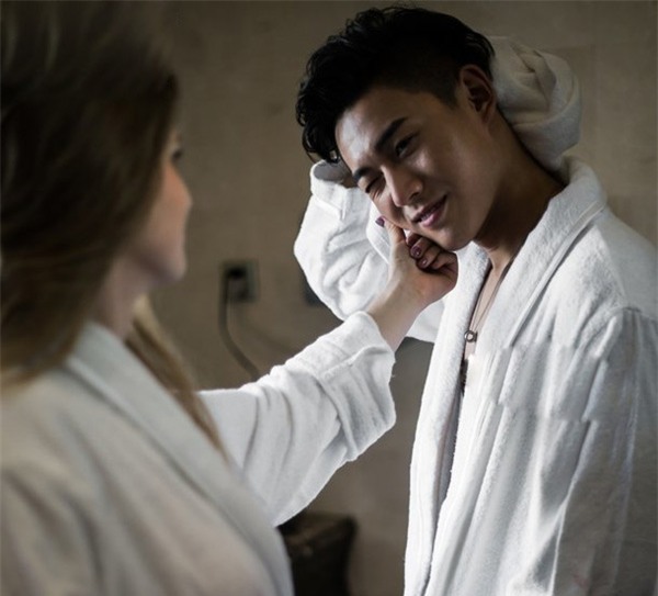 chi can bo ra 15 phut lam dieu nay, chong nao cung phai thang hoa ben vo - 2