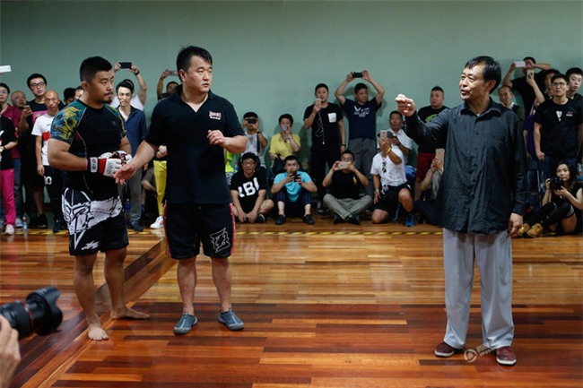 Cuồng nhân Từ Hiểu Đông rời Thượng Hải, tố bị Chưởng môn Thái cực gài bẫy - Ảnh 2.