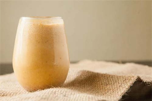 1 cu khoai lang 2 cong thuc duong trang giup da len 2-3 tone - 6