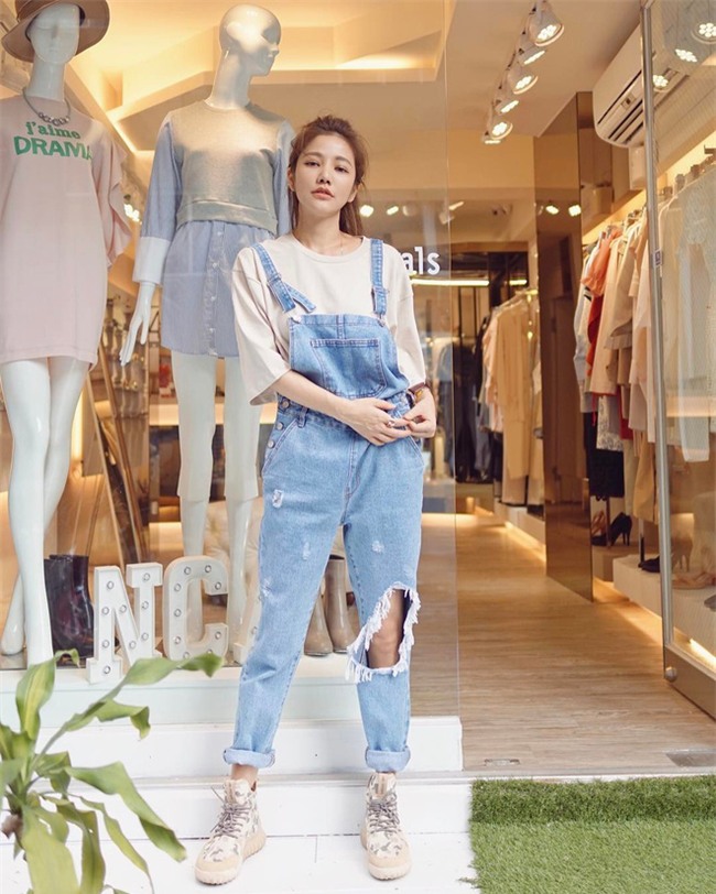 Chăm bôi kem chống nắng nên người phụ nữ này luôn đẹp như gái đôi mươi dù đã 41 tuổi! - Ảnh 11.