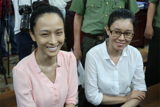 khi nao hoa hau phuong nga vo toi? - 1