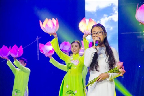 nhin phuong my chi the nay, ai con noi "chin ep" phan cam - 16