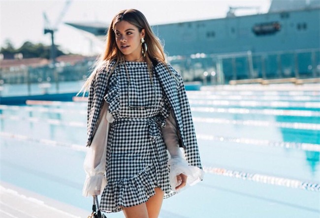 10 thiết kế chứng minh sự trường tồn theo năm tháng của biểu tượng thời trang Coco Chanel - Ảnh 18.