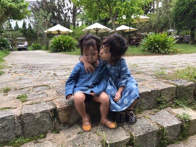 doi nhoc ty nha ly hai - minh ha om hon nhau, "dien sau" cuc dang yeu o da lat - 6