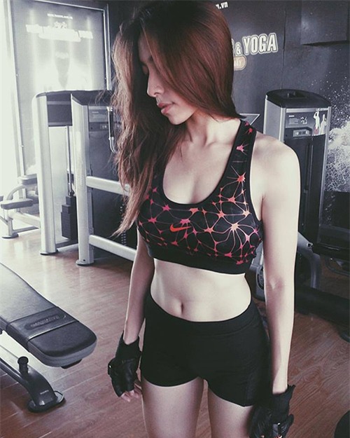 hoc lom bi quyet so huu than hinh dong ho cat voi 3 vong nhu y cua 9x ha thanh - 9