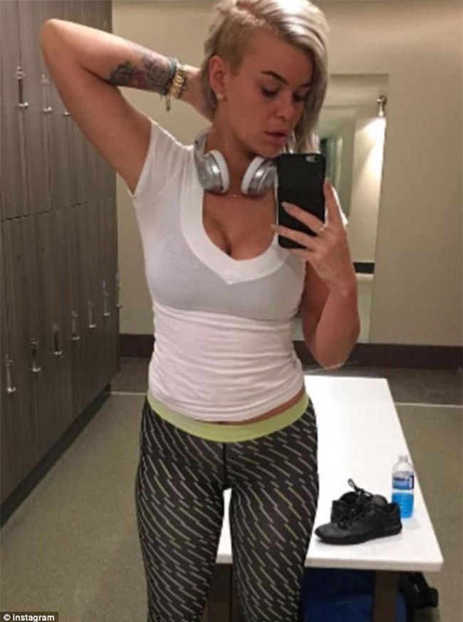 khong phai hong qua tao, hong violin moi la trao luu hot hien nay - 10