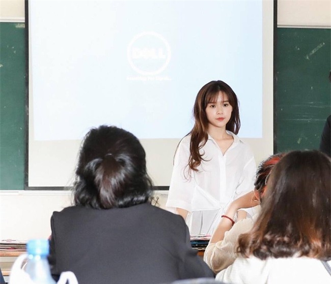 toc tien, midu tiet lo diem thi dai hoc cao ngat khien fan nguong mo hinh anh 4