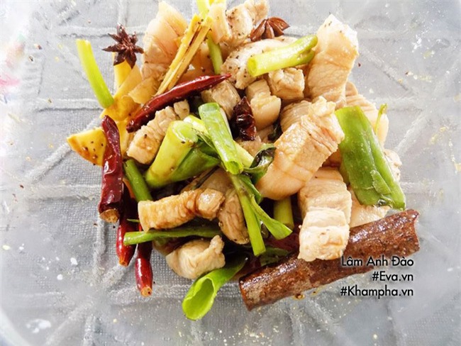 lam thit kho kieu nay vua thom vua la, huong bay nuc mui hang xom - 3